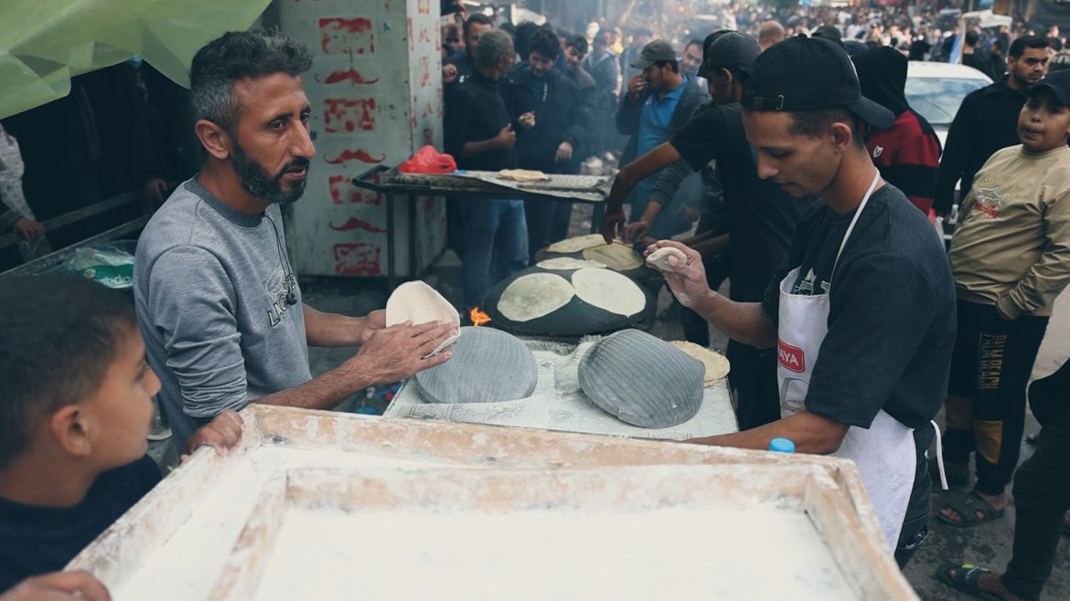 Guerre redéfinit marché Gaza: Commerçants et clients adaptent