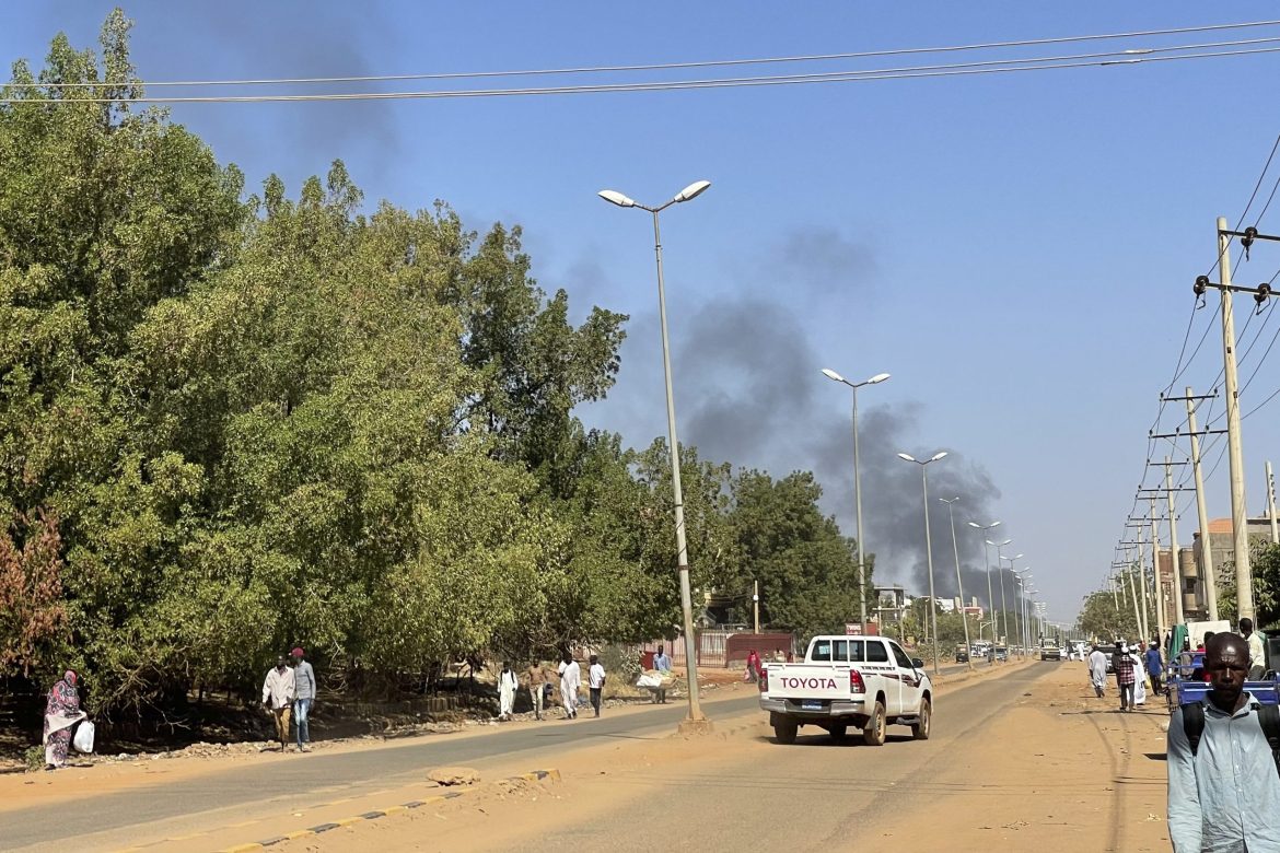 Le Soudan: L'entrée des forces de soutien rapide à Wad Madani et la fuite de centaines de milliers