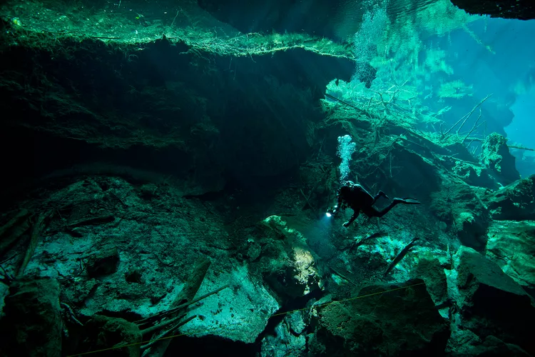 El Pit Cenote 