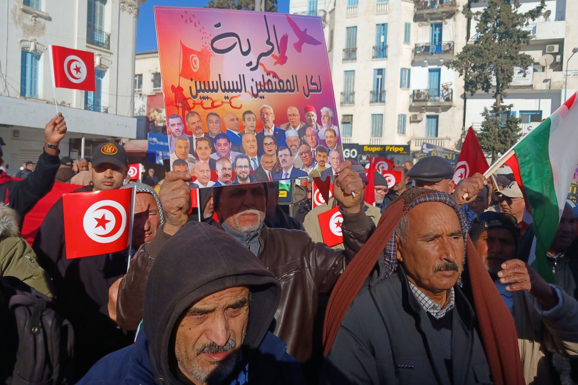 6 prisonniers tunisiens commencent une grève de la faim ouverte