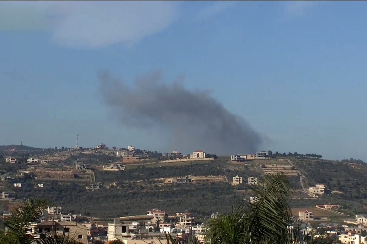 Hezbollah cible base Meiroun, riposte israélienne sur Liban