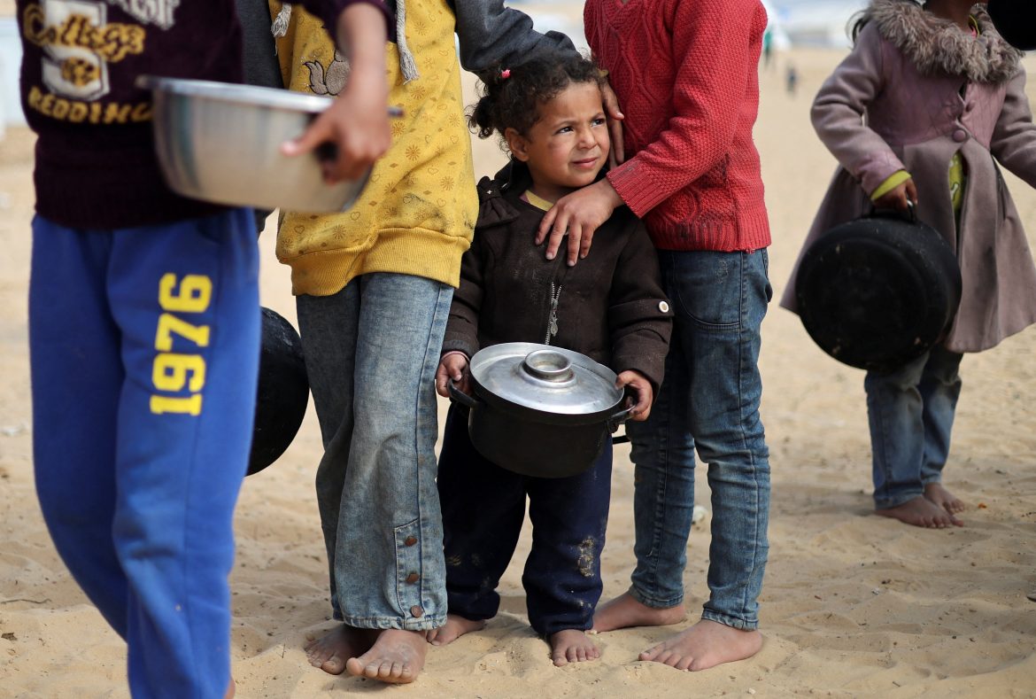 Près de 576000 Gazaouis au bord de la famine, selon l'ONU