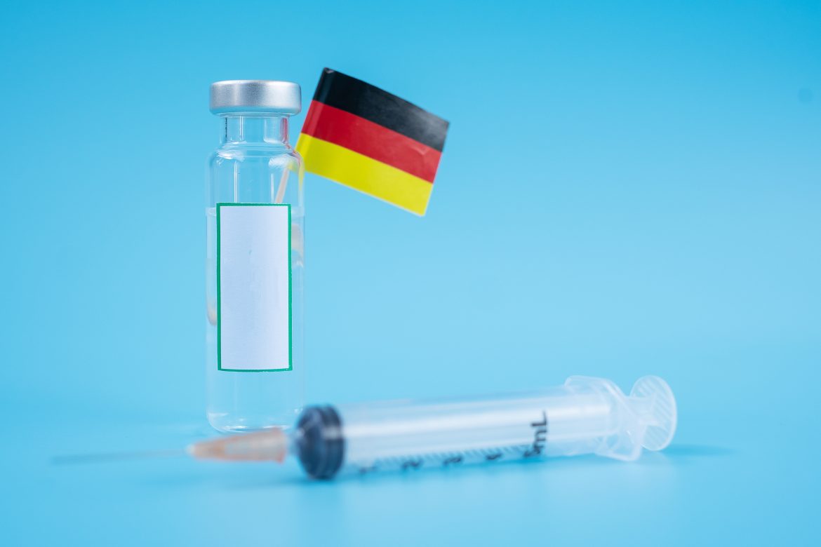 Allemand reçoit 217 doses de vaccin COVID sans effets secondaires