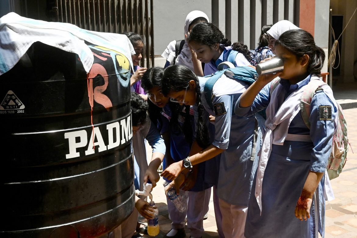 Le Bangladesh rouvre ses écoles malgré l'alerte canicule prolongée de 3 jours