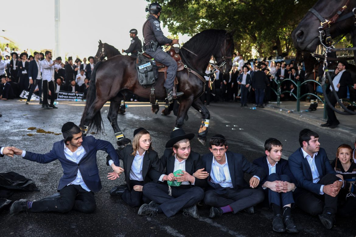 Les Juifs ultra-orthodoxes vont-ils devoir s'enrôler dans l'armée israélienne?