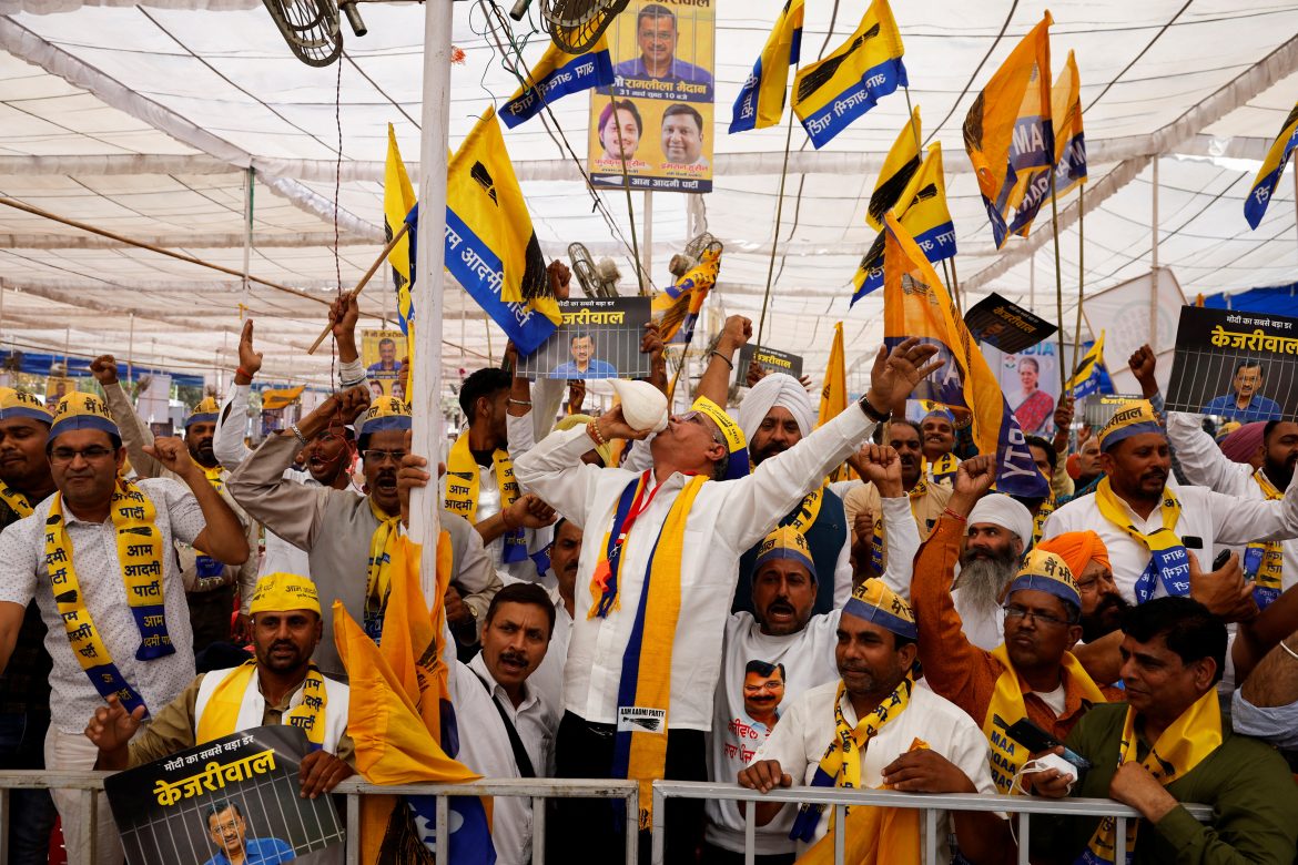 Manifestation contre l'arrestation de Kejriwal avant les élections en Inde