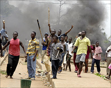 Togo le Parlement approuve les modifications constitutionnelles controversées