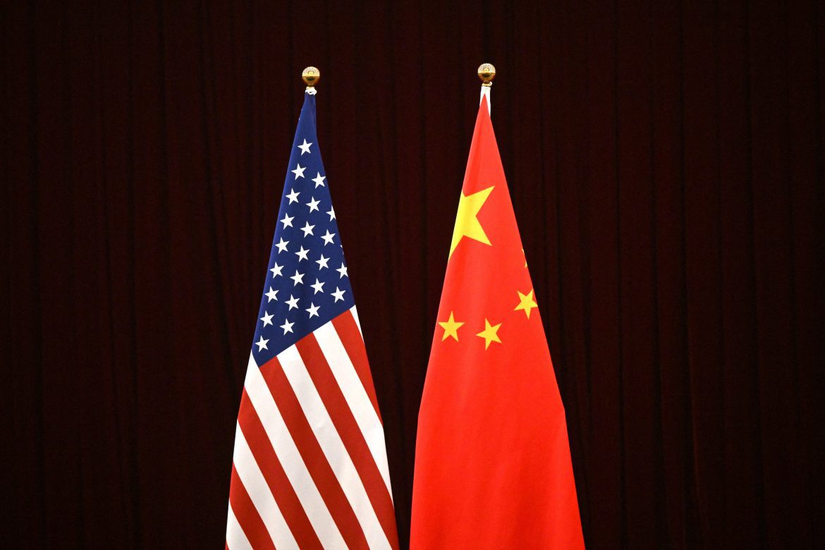 Qui profite des tarifs US sur les importations chinoises? Experts