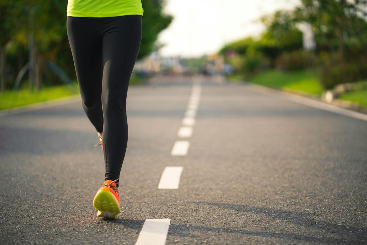 Comment la Marche Régulière Transforme Votre Silhouette et Favorise la Perte de Poids.jpeg