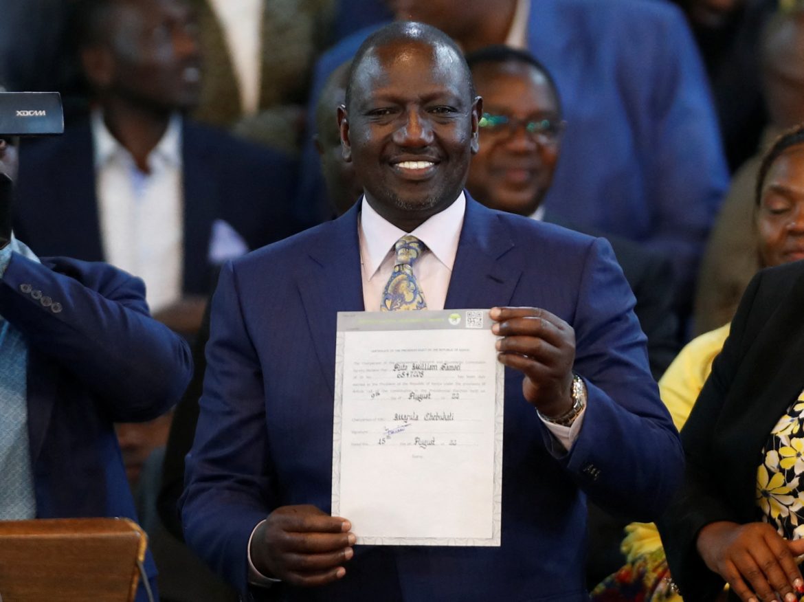 De vendeur ambulant à président du Kenya : l'ascension de Ruto