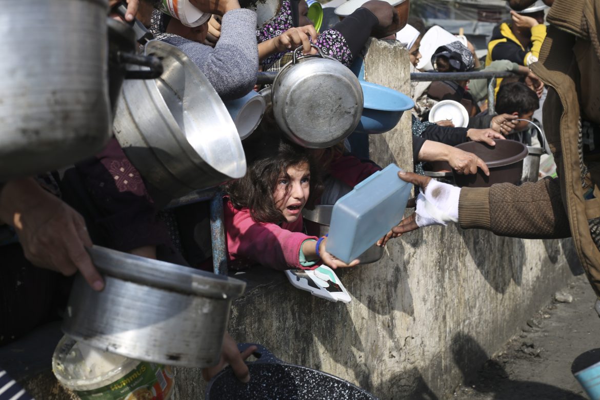 La famine pourrait déjà sévir dans le nord de Gaza avertit un rapport