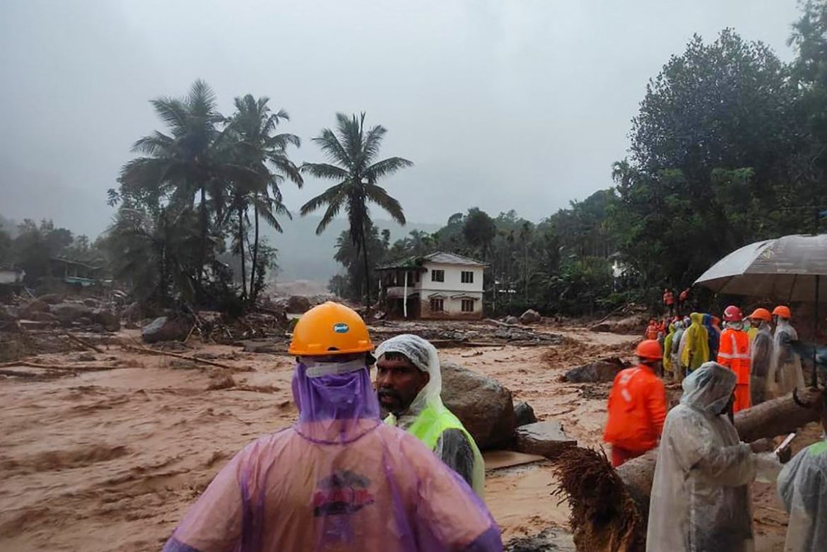 Glissements de terrain en Inde des pluies tuent plus de 60 personnes