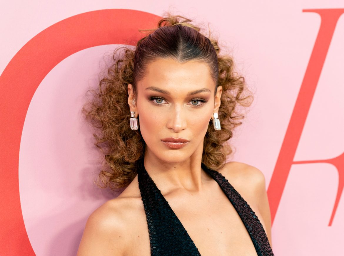 Le Complément Alimentaire Plébiscité par Bella Hadid Suscite l'Inquiétude