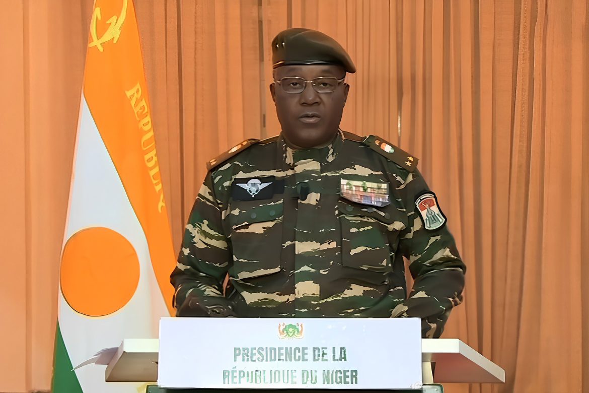 Le président du conseil militaire du Niger explique l'impératif du coup d'État