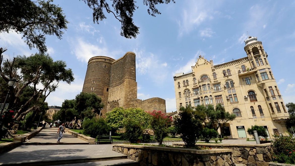 Découvrez la forteresse des filles, un joyau architectural à Bakou