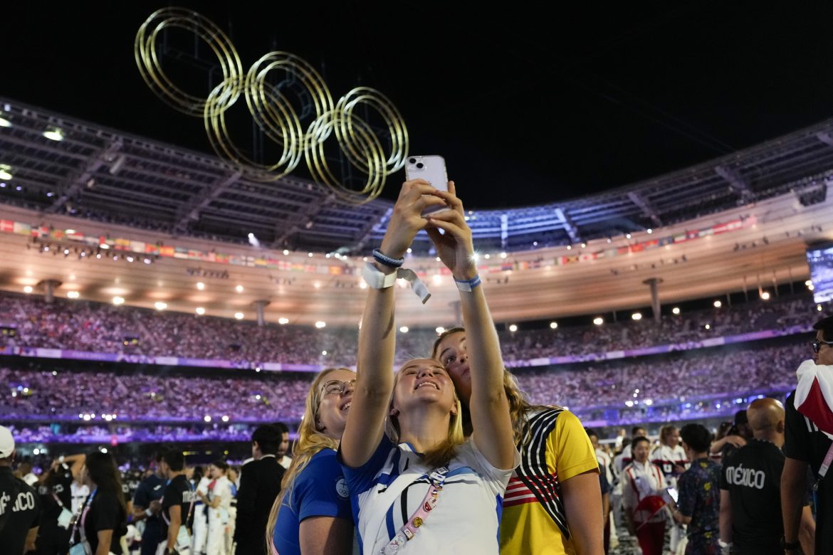 Le rideau tombe sur Paris 2024 et la flamme va à Los Angeles