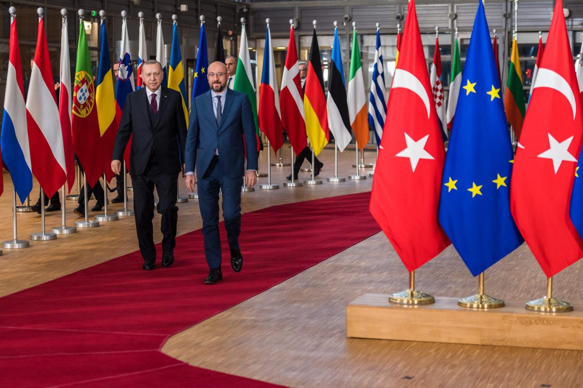 Que révèle la demande de Turquie pour un sommet des ministres européens