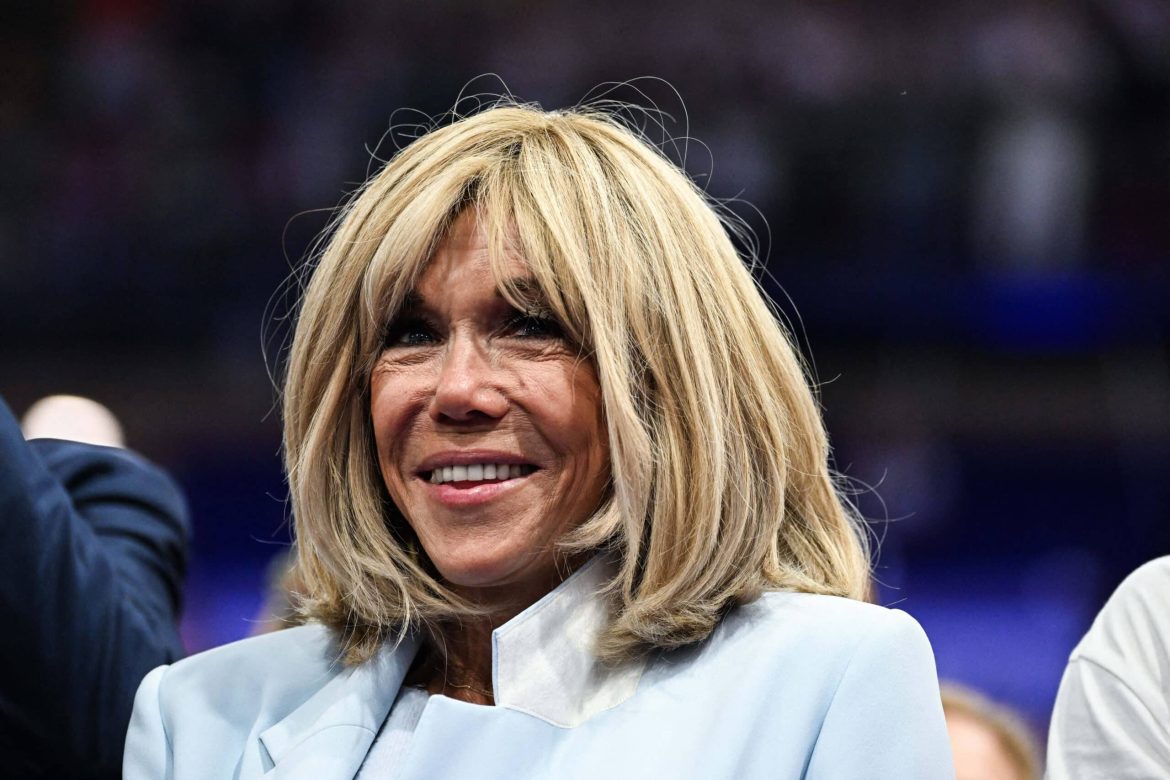 Brigitte Macron fait un caméo dans Emily in Paris