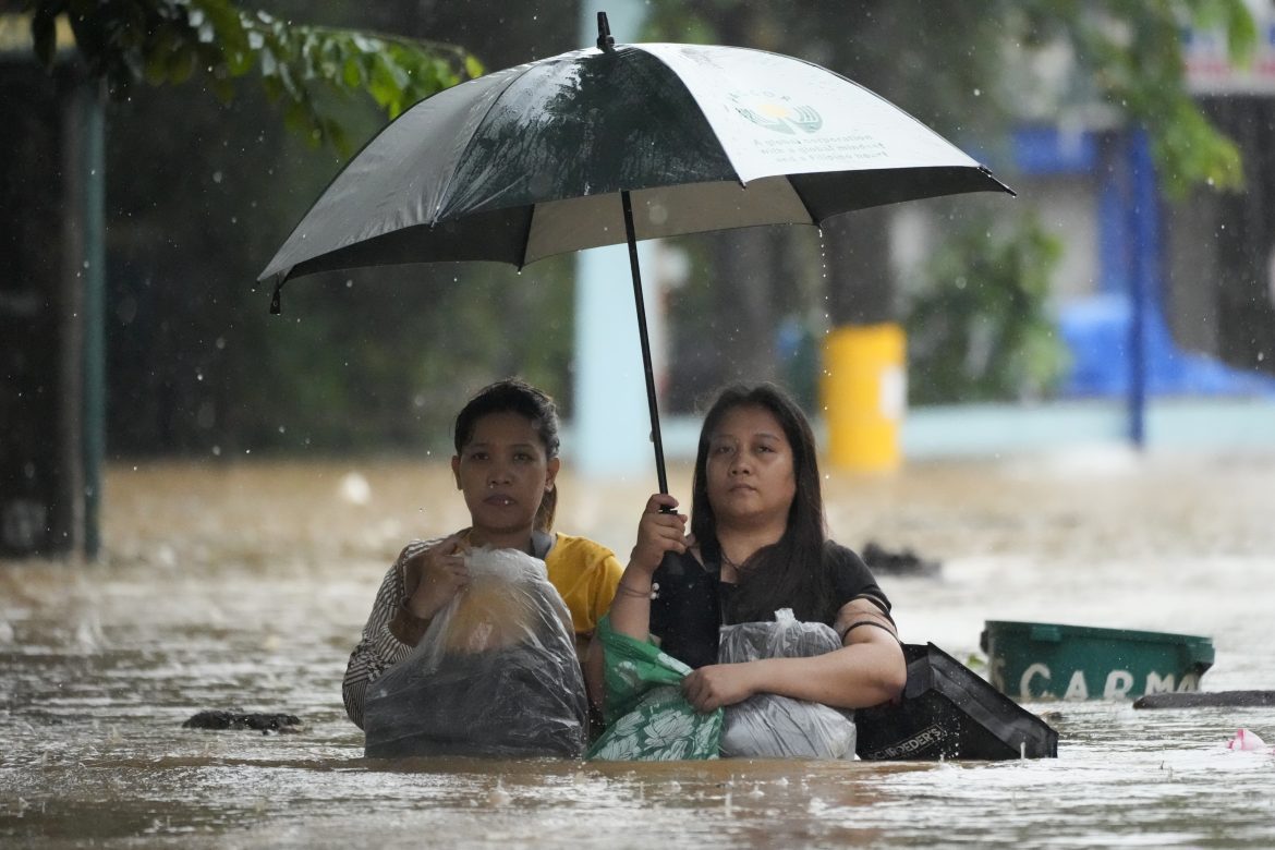 Inondations et glissements de terrain causent 11 morts aux Philippines