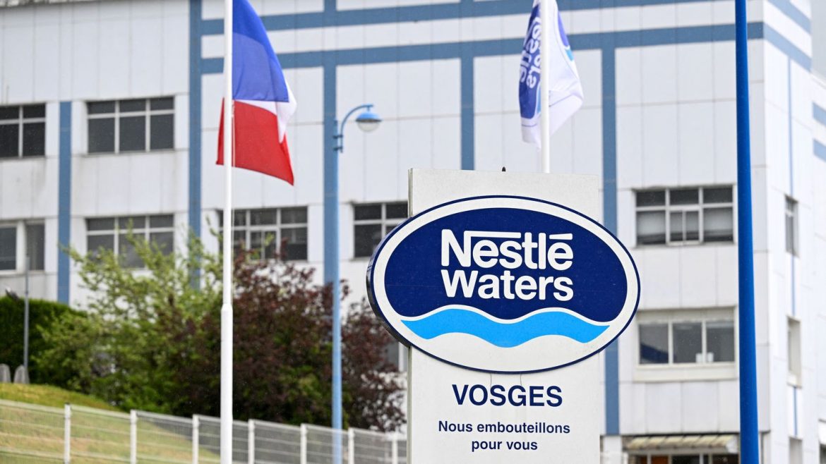 Scandale de Nestlé : Echapper à un procès pour les eaux contaminées