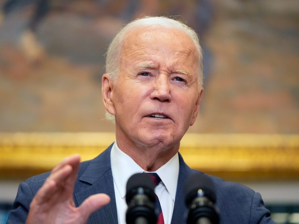 Biden fustige Trump pour désinformation sur les ouragans