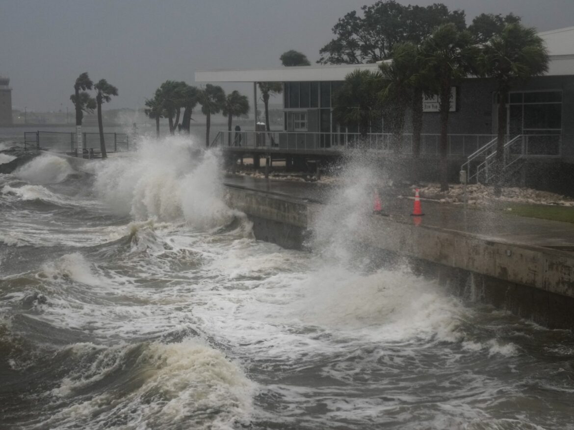 Hurricane Milton : dévastation en Floride et impact sur des millions