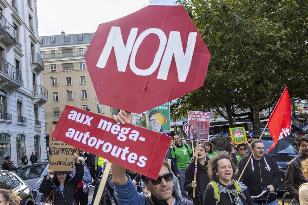 Manifestations à Genève et Lausanne contre les méga-autoroutes