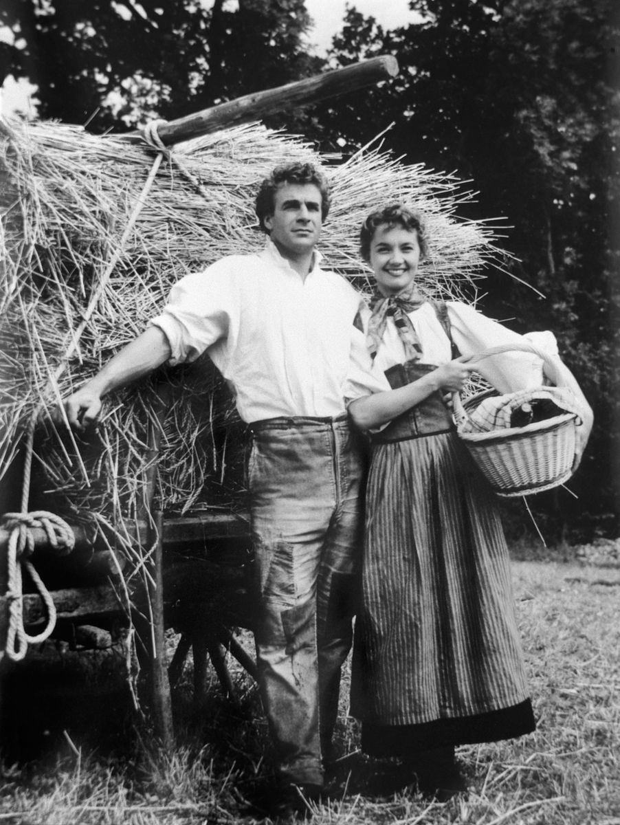 Liselotte Pulver dans le rôle de Vreneli dans le film «Ueli der Knecht» (1957).