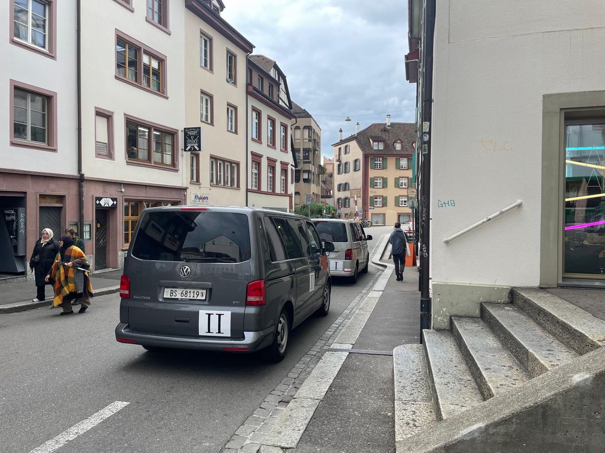 Présence policière dans la Untere Rheingasse.