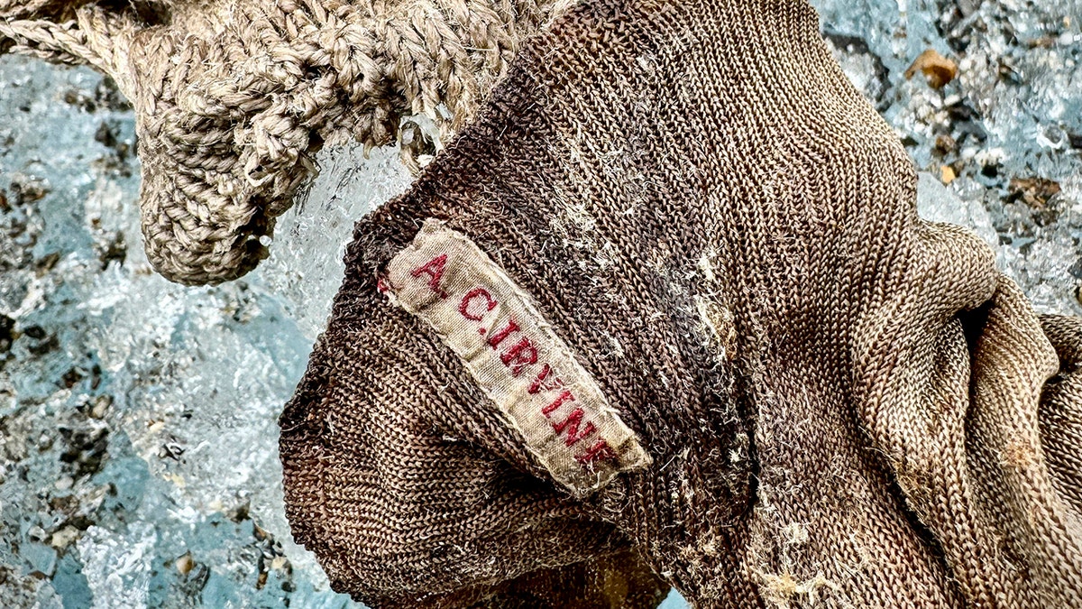 Chaussette d'Irvine trouvée sur l'Everest