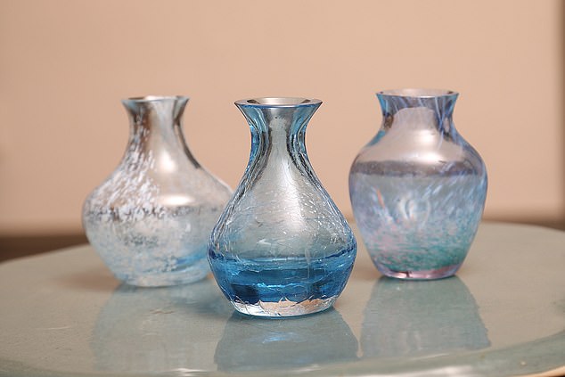 Vases en verre de Caithness