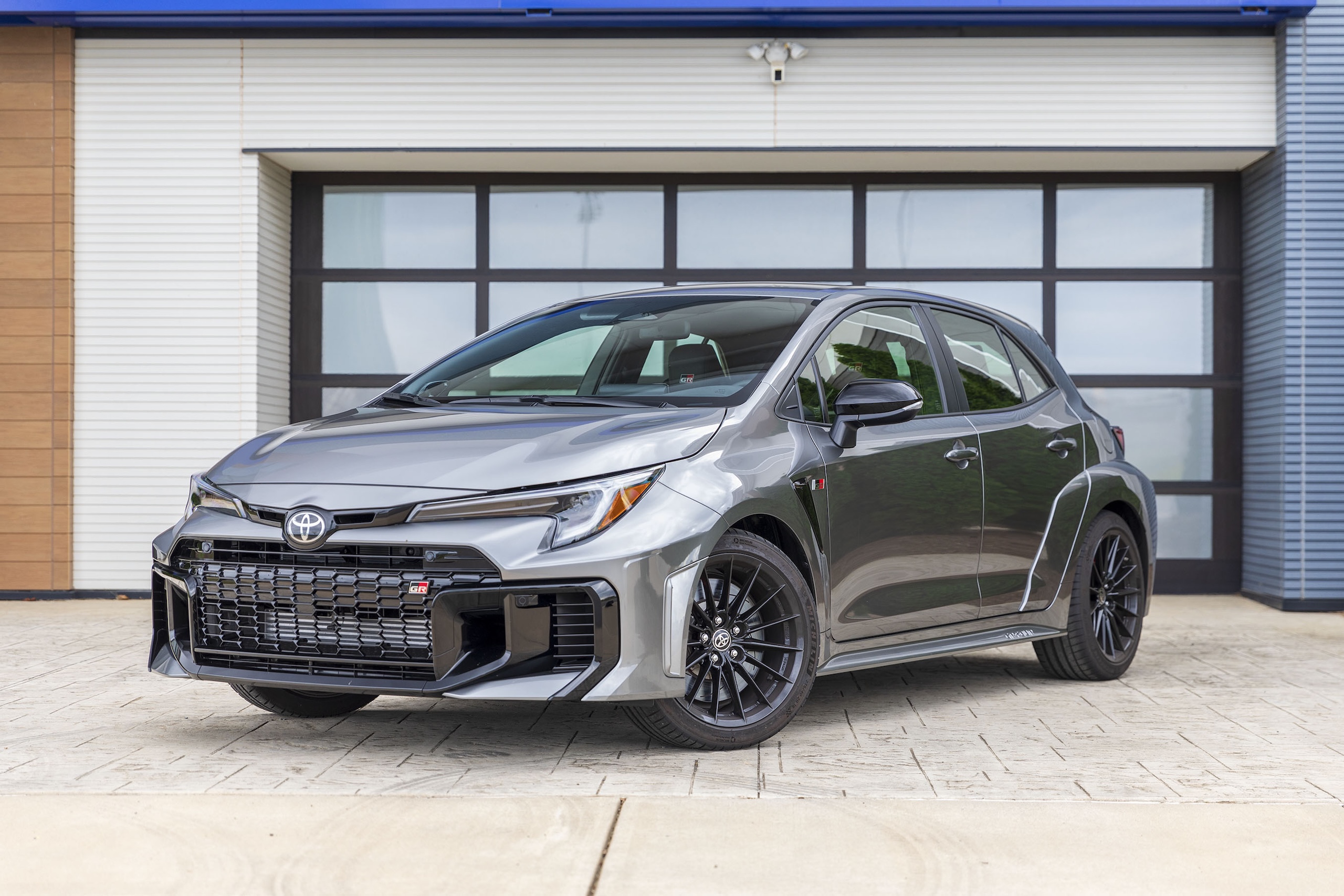 Test sur circuit de la Toyota GR Corolla 2025