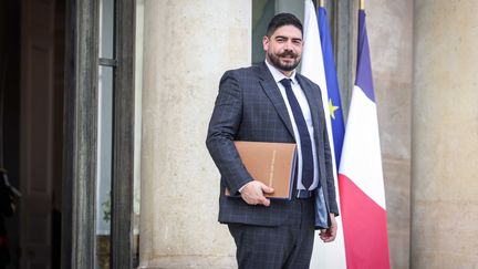 Le ministre de la Fonction publique, Guillaume Kasbarian, lors d'un conseil des ministres, le 1er octobre 2024.