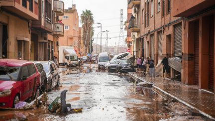 Des dégâts causés par des inondations à Valence (Espagne), le 30 octobre 2024. (ANADOLU / AFP)