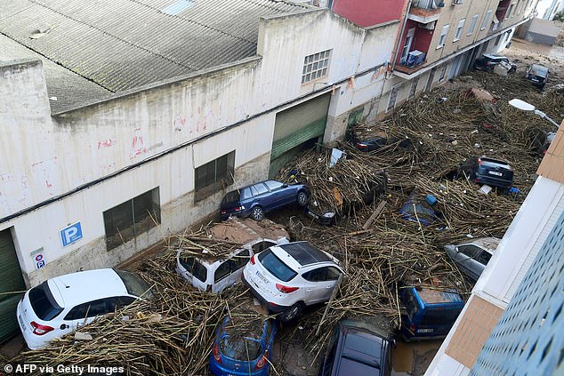 Des inondations déclenchées par des pluies torrentielles dans la région de Valence.