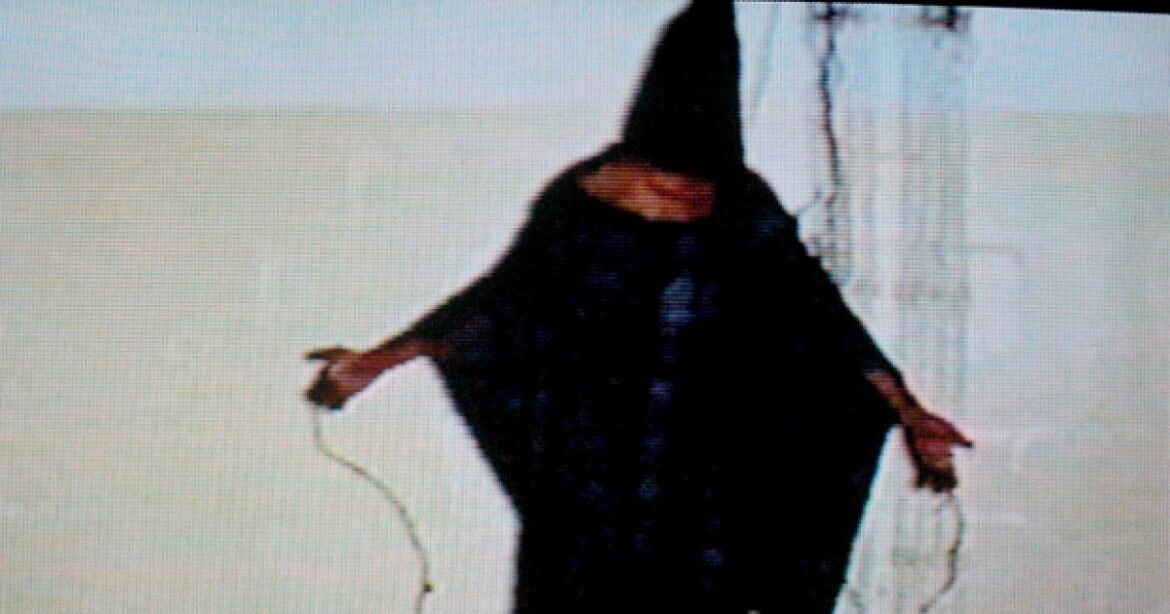 Abu Ghraib : CACI condamné à verser 42 millions de dollars