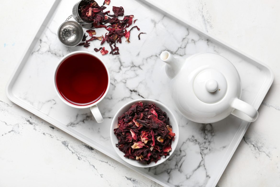 Découvrez les bienfaits de l'infusion à l'hibiscus pour la digestion