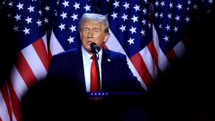 Le candidat républicain à la présidence Donald Trump s'adresse à ses partisans à West Palm Beach, Floride, États-Unis, le 6 novembre 2024. (MAXPPP / EPA/CRISTOBAL HERRERA-ULASHKEVICH)