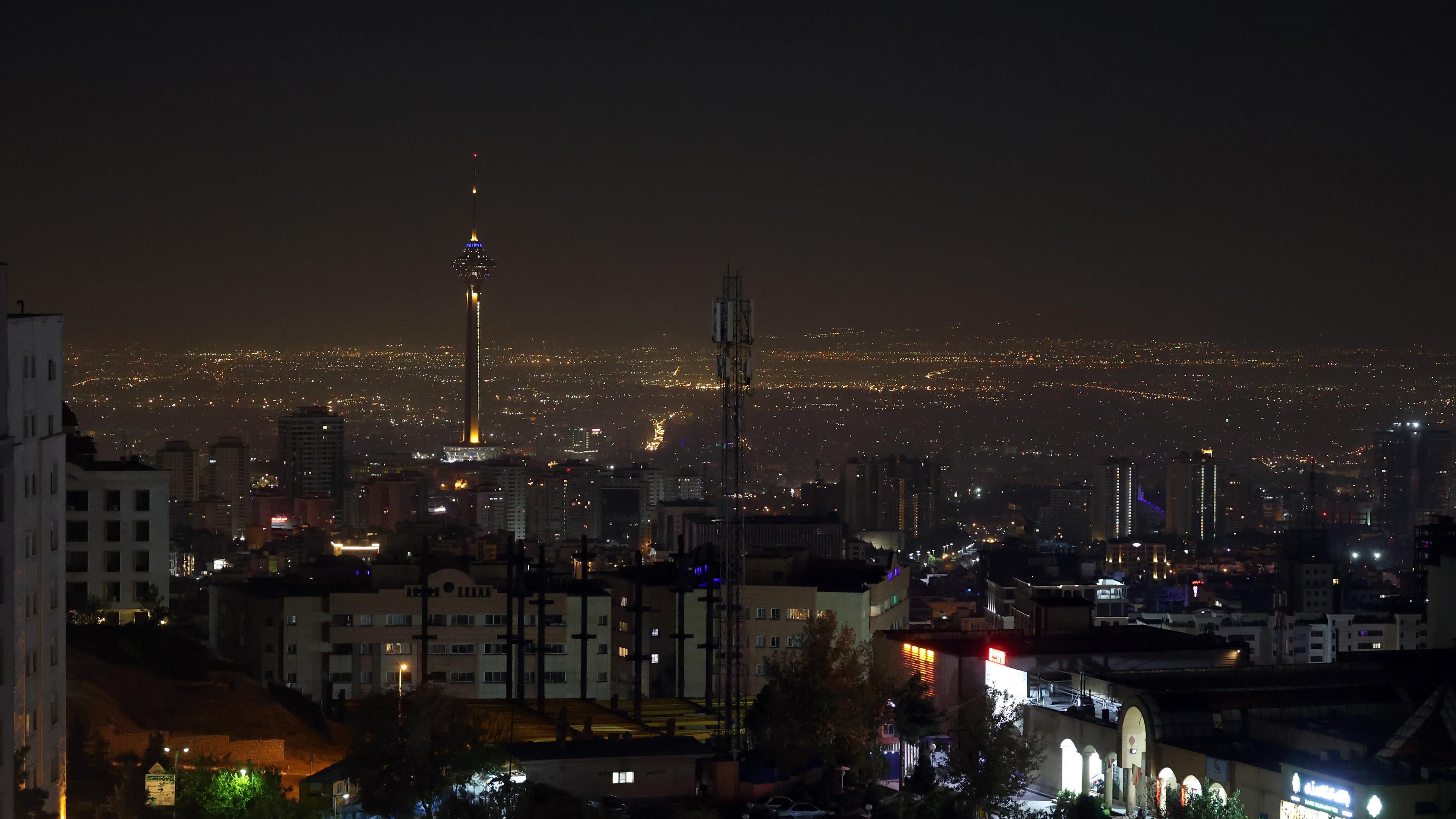 Teheran bei Nacht