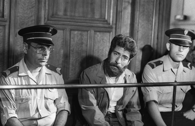 Georges Ibrahim Abdallah lors de son procès, au palais de justice de Lyon, le 3 juillet 1986.