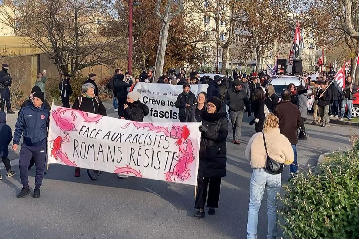 Manifestations à Romans-sur-Isère : Honneur et Controverse